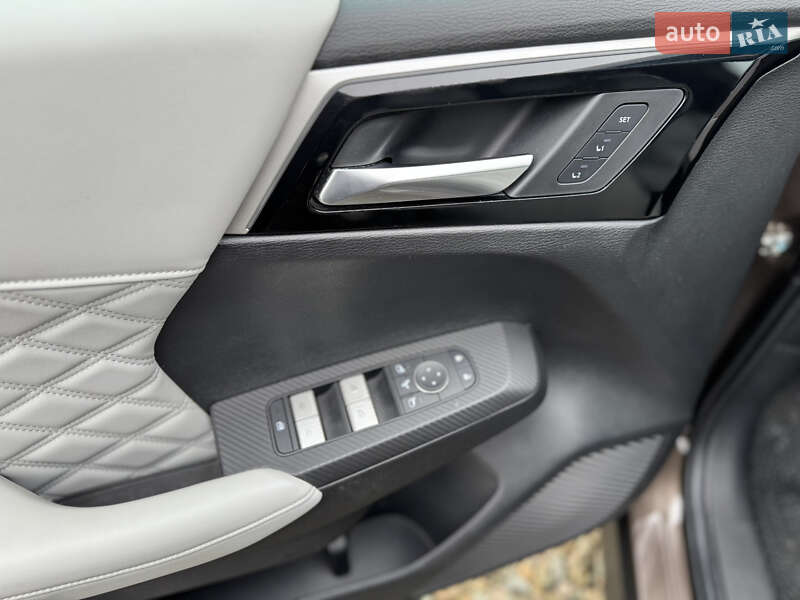 Внедорожник / Кроссовер Mitsubishi Outlander 2022 в Ивано-Франковске