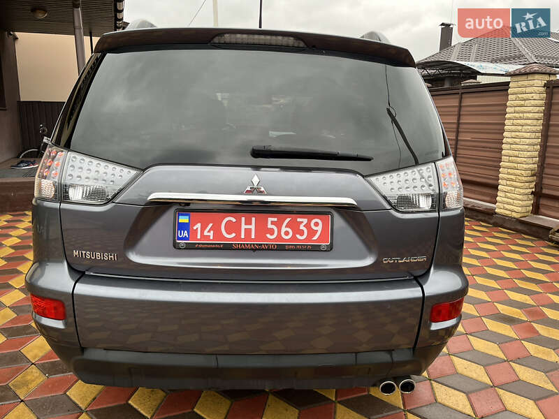 Внедорожник / Кроссовер Mitsubishi Outlander 2012 в Виннице