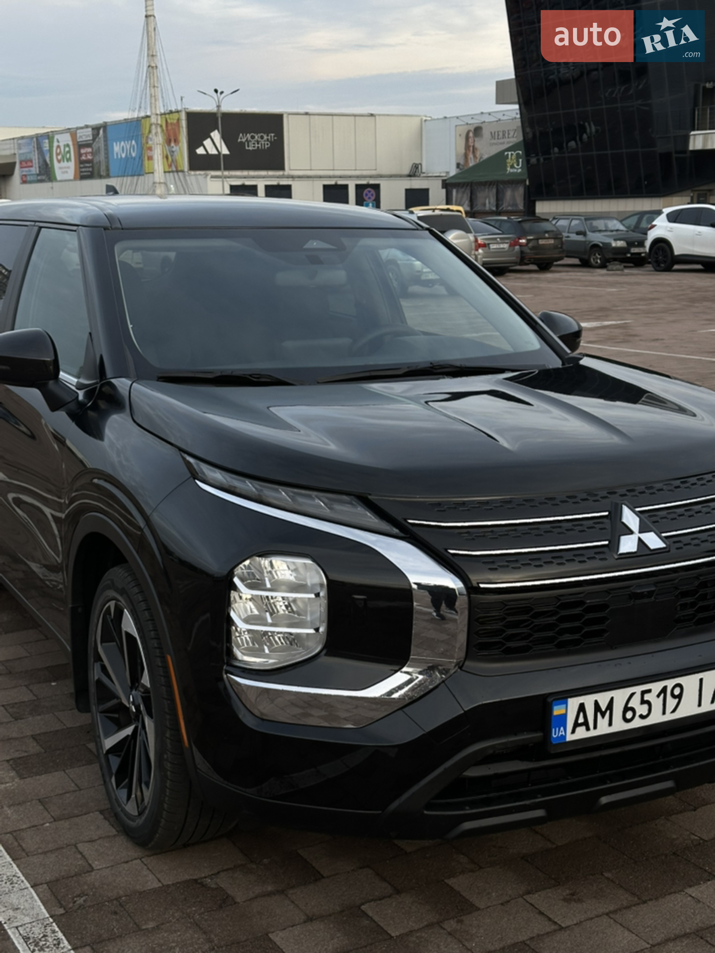 2022 Mitsubishi Outlander - мініатюра 6