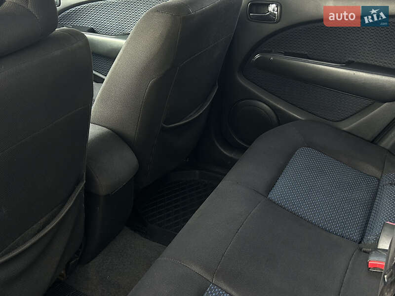 Внедорожник / Кроссовер Mitsubishi Outlander 2007 в Николаеве