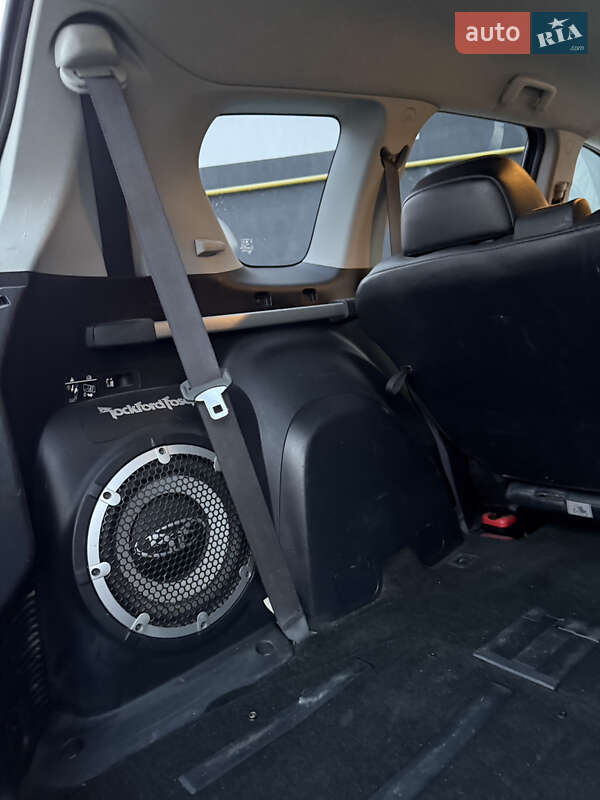 Позашляховик / Кросовер Mitsubishi Outlander 2007 в Кременці