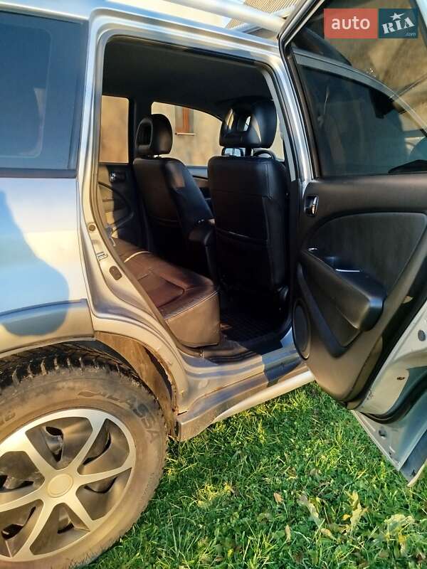 Внедорожник / Кроссовер Mitsubishi Outlander 2005 в Ивано-Франковске