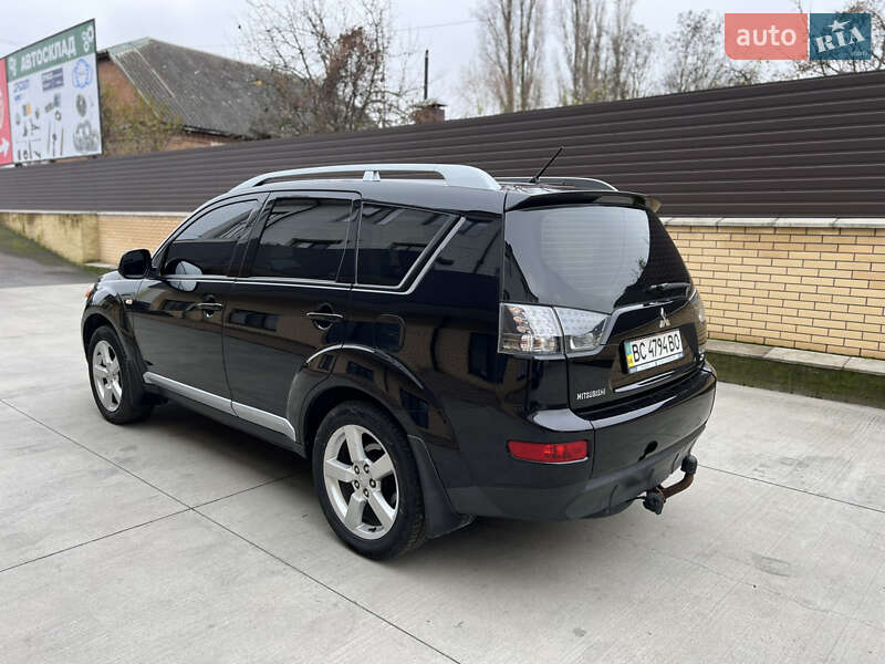 Внедорожник / Кроссовер Mitsubishi Outlander 2008 в Бердичеве