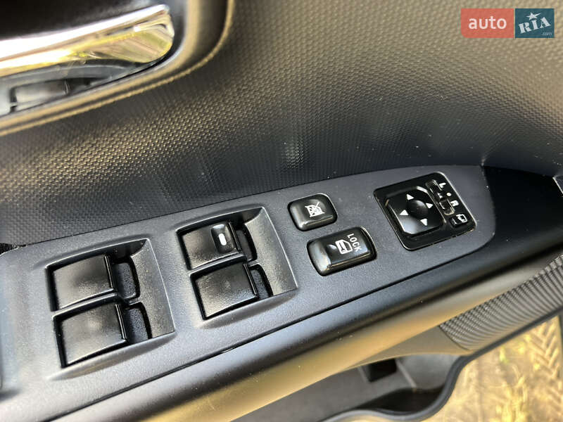 Внедорожник / Кроссовер Mitsubishi Outlander 2008 в Бердичеве