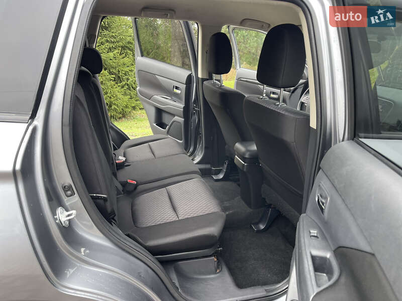 Позашляховик / Кросовер Mitsubishi Outlander 2013 в Луцьку