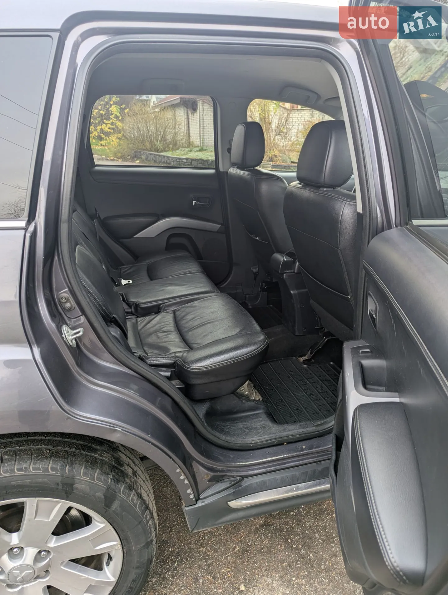 2011 Mitsubishi Outlander - мініатюра 9