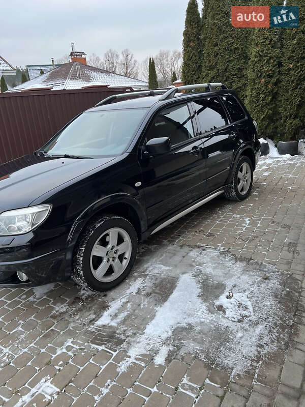 Mitsubishi Outlander 2006