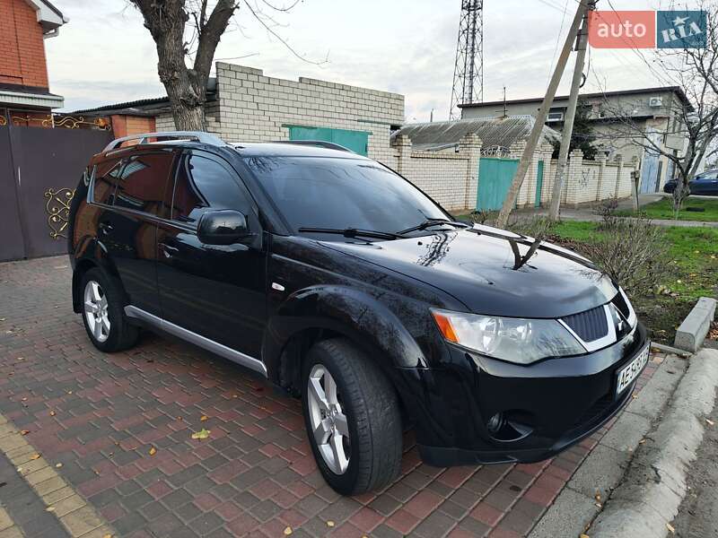 Позашляховик / Кросовер Mitsubishi Outlander 2008 в Миколаєві