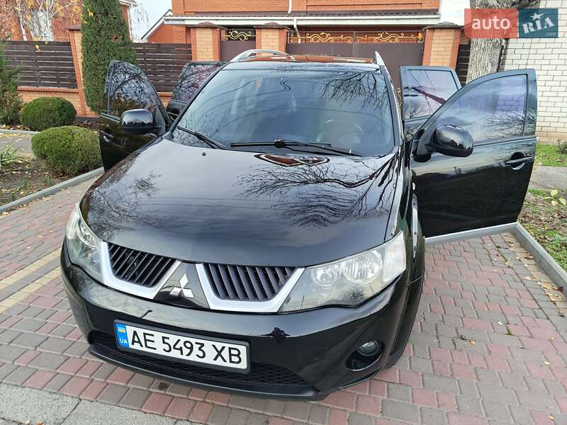 Позашляховик / Кросовер Mitsubishi Outlander 2008 в Миколаєві