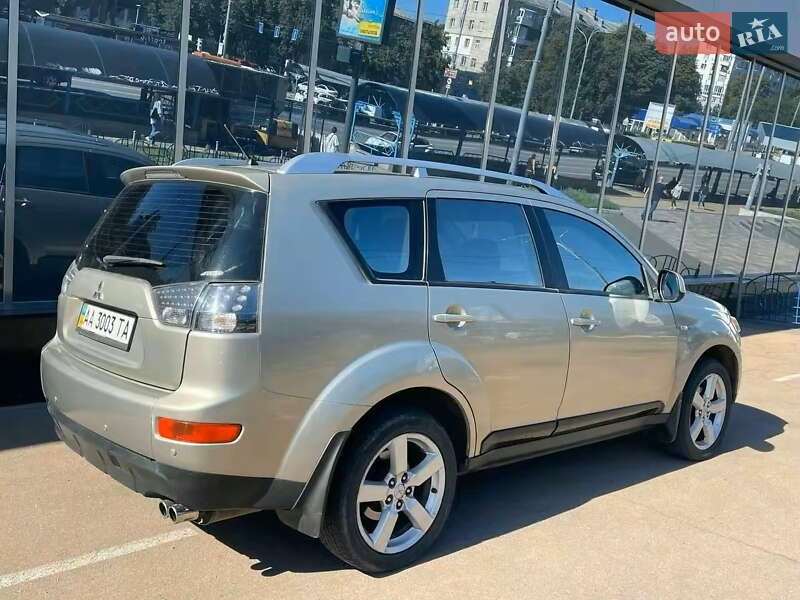 Позашляховик / Кросовер Mitsubishi Outlander 2007 в Києві фото 3 Позашляховик / Кросовер Mitsubishi Outlander 2007 в Києві