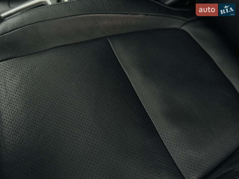 Позашляховик / Кросовер Mitsubishi Outlander 2015 в Дрогобичі