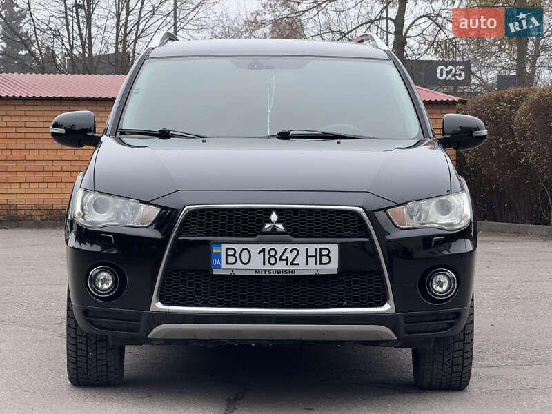 Позашляховик / Кросовер Mitsubishi Outlander 2010 в Тернополі