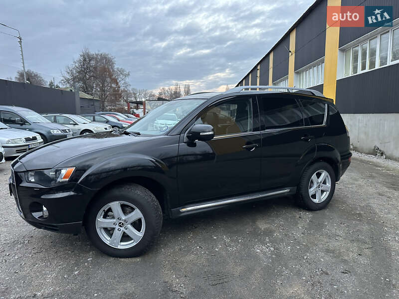 Позашляховик / Кросовер Mitsubishi Outlander 2009 в Ніжині