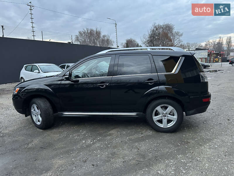 Позашляховик / Кросовер Mitsubishi Outlander 2009 в Ніжині