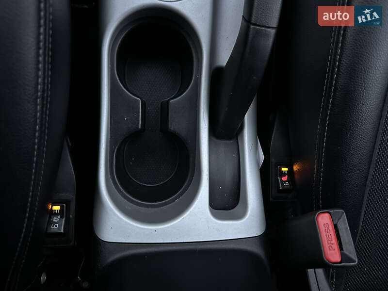 Позашляховик / Кросовер Mitsubishi Outlander 2009 в Ніжині