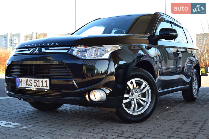 Внедорожник / Кроссовер Mitsubishi Outlander 2013 в Дрогобыче