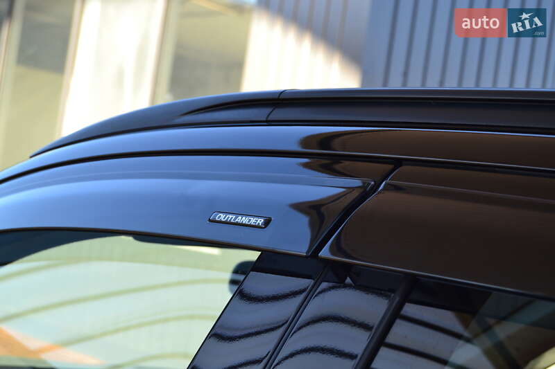 Внедорожник / Кроссовер Mitsubishi Outlander 2013 в Дрогобыче