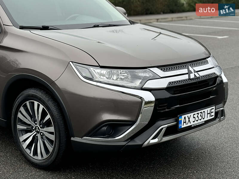 Позашляховик / Кросовер Mitsubishi Outlander 2018 в Харкові фото 24 Позашляховик / Кросовер Mitsubishi Outlander 2018 в Харкові