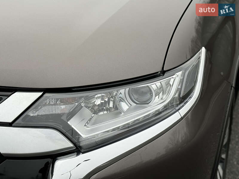 Позашляховик / Кросовер Mitsubishi Outlander 2018 в Харкові фото 27 Позашляховик / Кросовер Mitsubishi Outlander 2018 в Харкові