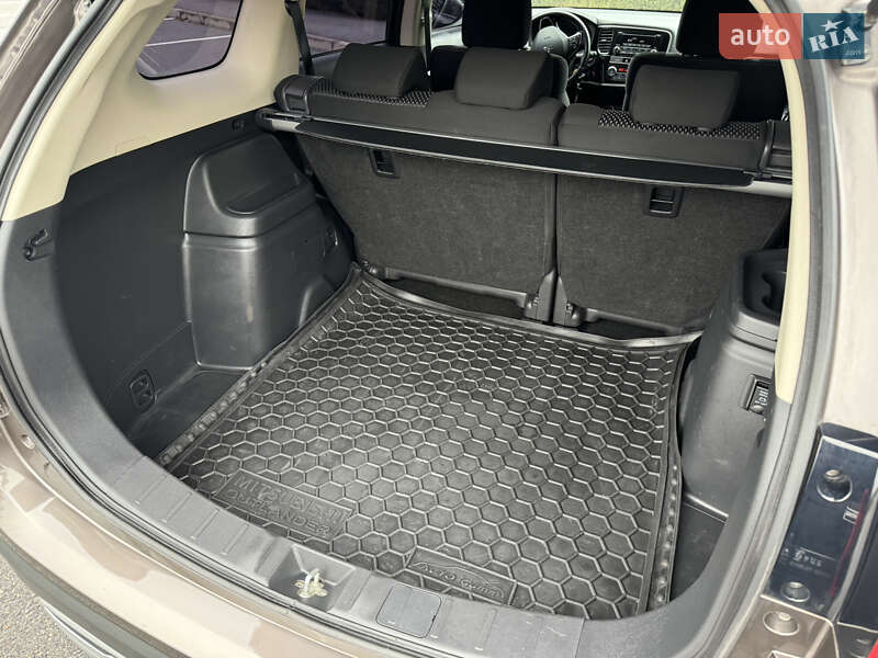 Позашляховик / Кросовер Mitsubishi Outlander 2018 в Харкові фото 72 Позашляховик / Кросовер Mitsubishi Outlander 2018 в Харкові