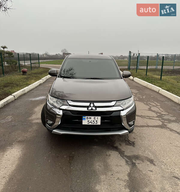 Внедорожник / Кроссовер Mitsubishi Outlander 2015 в Сумах фото 4 Внедорожник / Кроссовер Mitsubishi Outlander 2015 в Сумах