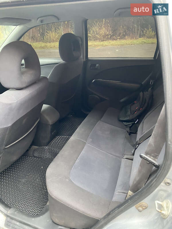 Внедорожник / Кроссовер Mitsubishi Outlander 2006 в Бурштыне фото 10 Внедорожник / Кроссовер Mitsubishi Outlander 2006 в Бурштыне