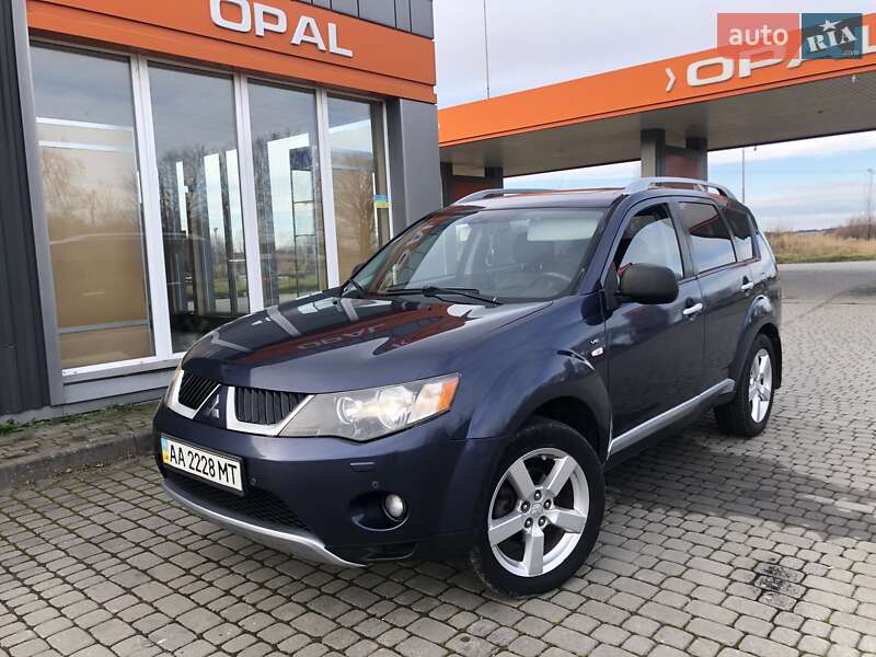 Mitsubishi Outlander 2008