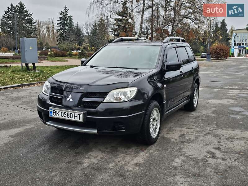 Позашляховик / Кросовер Mitsubishi Outlander 2007 в Києві фото 7 Позашляховик / Кросовер Mitsubishi Outlander 2007 в Києві