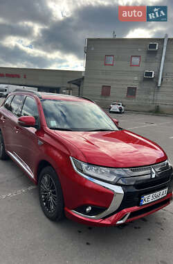 Внедорожник / Кроссовер Mitsubishi Outlander 2021 в Днепре