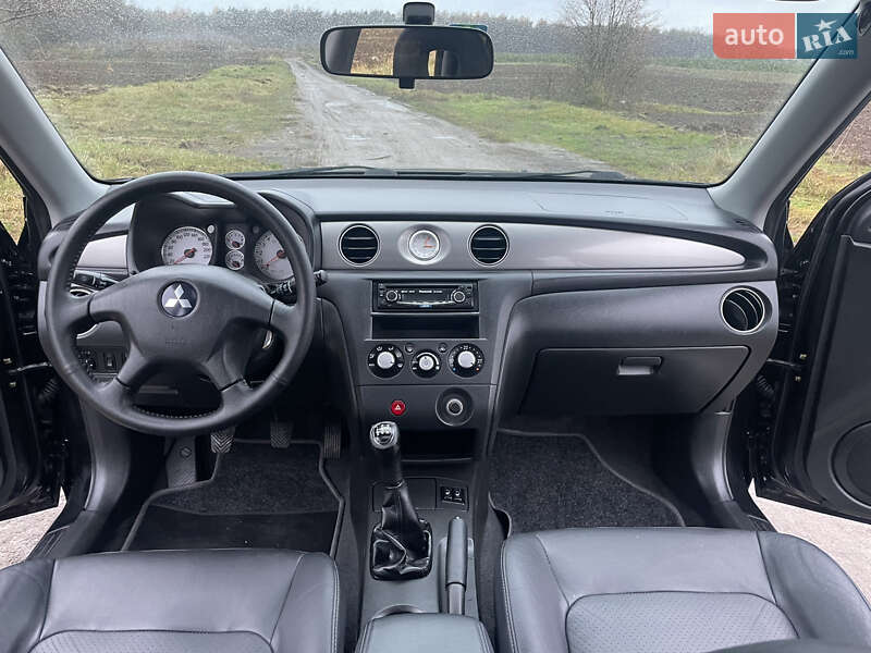 Внедорожник / Кроссовер Mitsubishi Outlander 2006 в Ровно