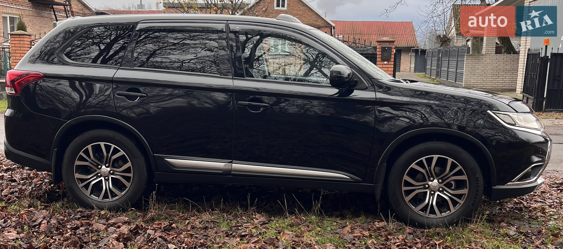 2017 Mitsubishi Outlander - мініатюра 4