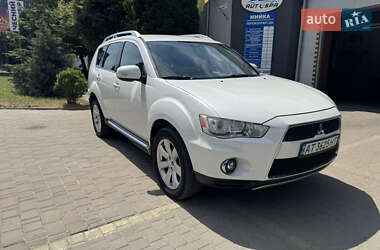Внедорожник / Кроссовер Mitsubishi Outlander 2010 в Ивано-Франковске