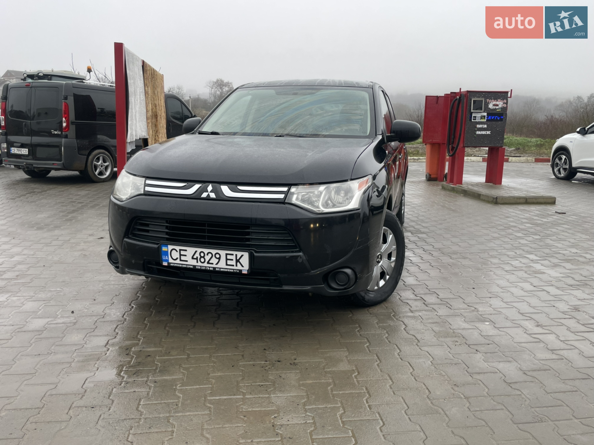 2014 Mitsubishi Outlander - мініатюра 2