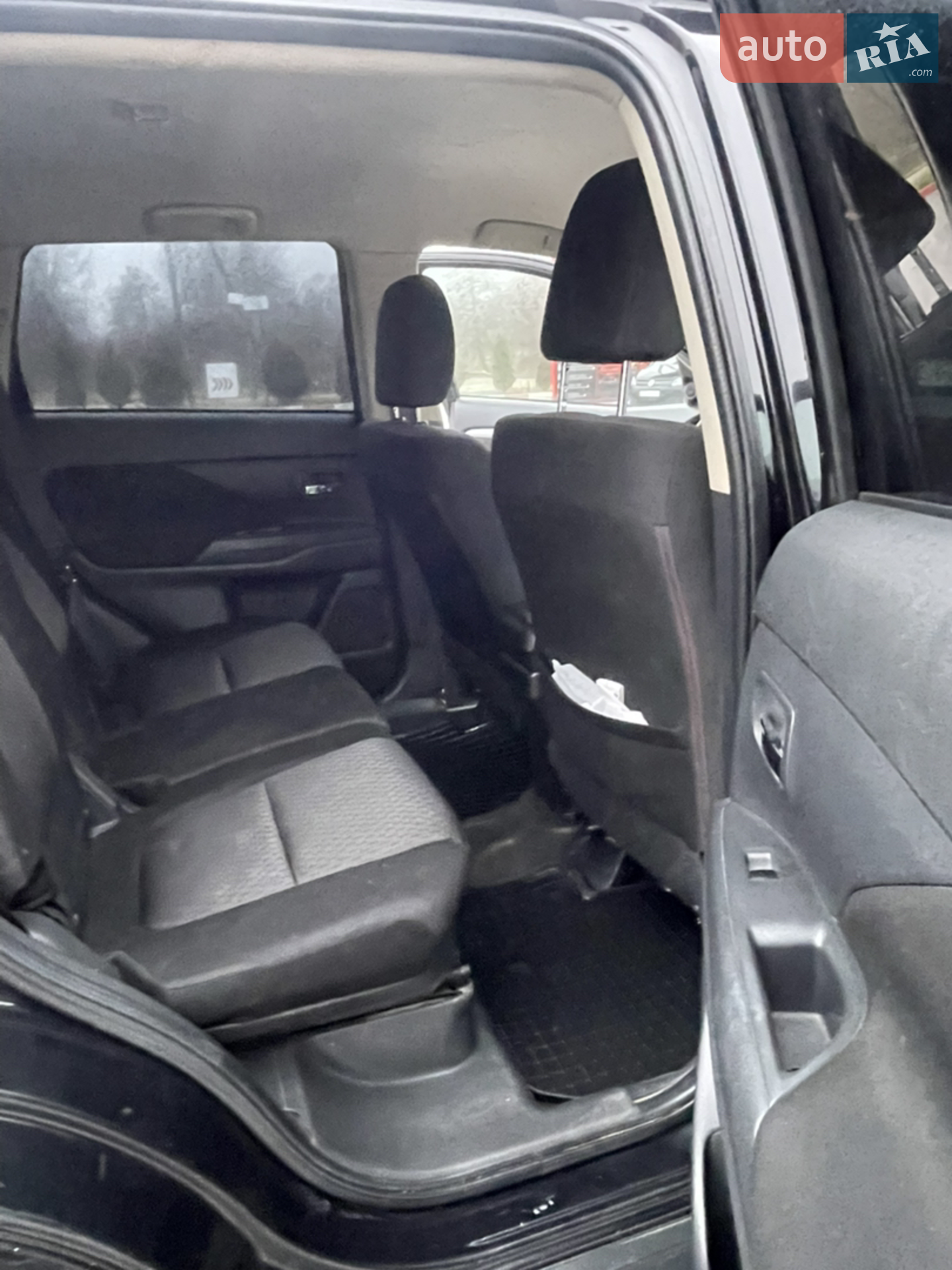 2014 Mitsubishi Outlander - мініатюра 9