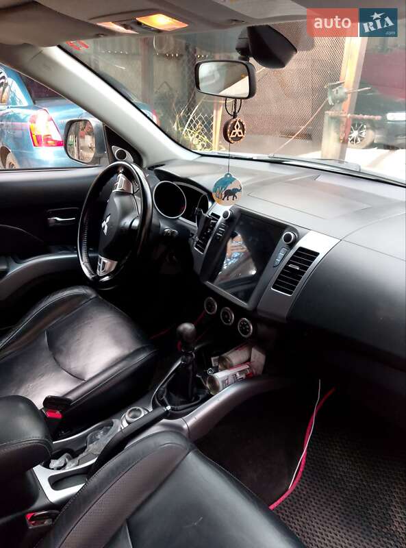 Позашляховик / Кросовер Mitsubishi Outlander 2008 в Кривому Розі фото 75 Позашляховик / Кросовер Mitsubishi Outlander 2008 в Кривому Розі
