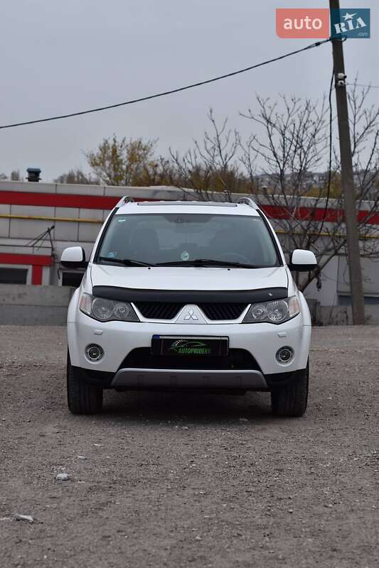 Позашляховик / Кросовер Mitsubishi Outlander 2008 в Кривому Розі фото 19 Позашляховик / Кросовер Mitsubishi Outlander 2008 в Кривому Розі