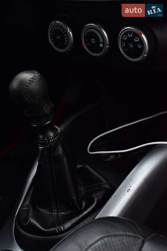 Позашляховик / Кросовер Mitsubishi Outlander 2008 в Кривому Розі фото 45 Позашляховик / Кросовер Mitsubishi Outlander 2008 в Кривому Розі