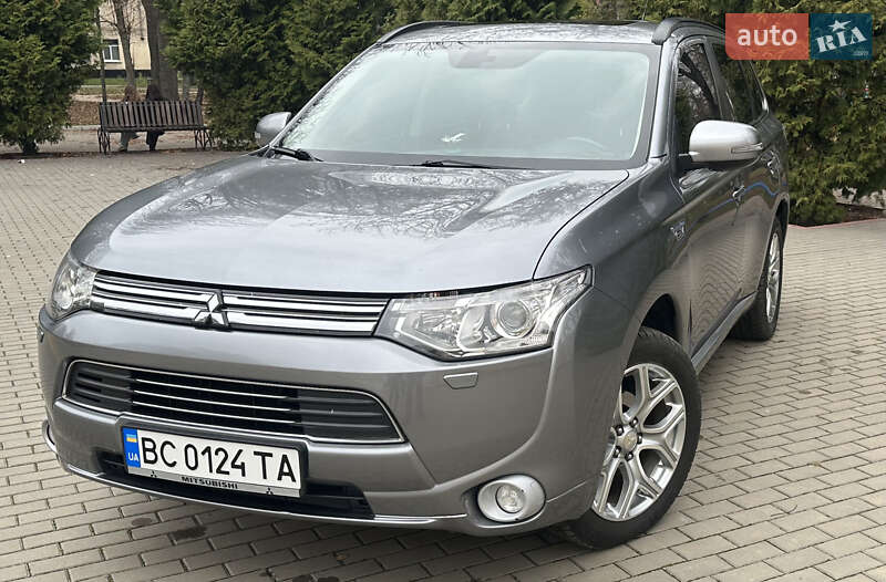 Mitsubishi Outlander 2013