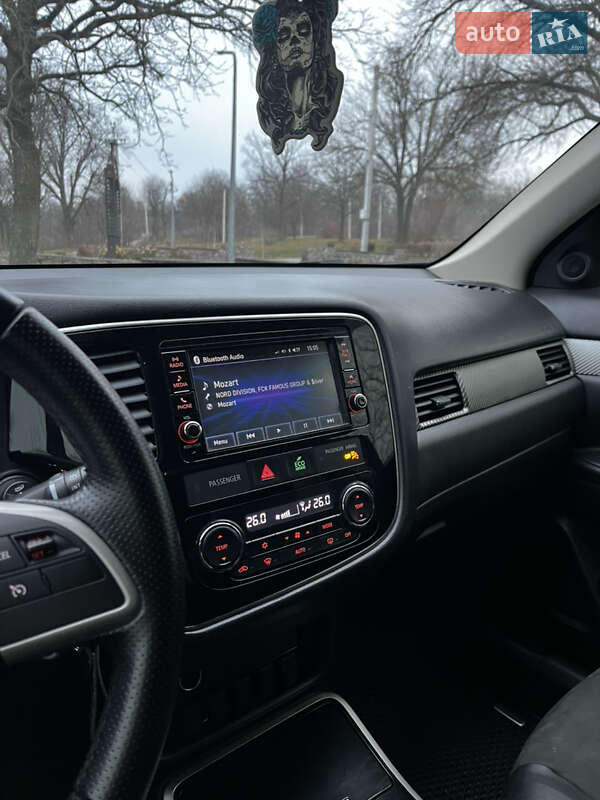 Позашляховик / Кросовер Mitsubishi Outlander 2018 в Кропивницькому фото 17 Позашляховик / Кросовер Mitsubishi Outlander 2018 в Кропивницькому