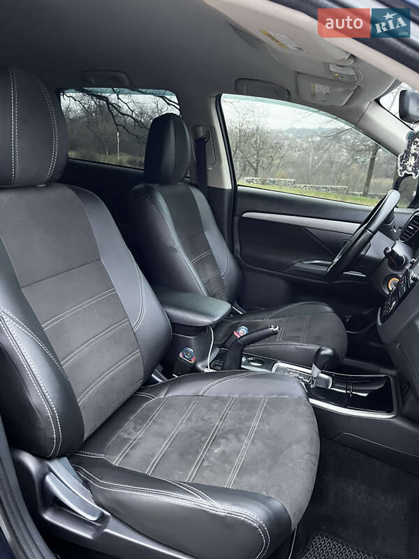 Позашляховик / Кросовер Mitsubishi Outlander 2018 в Кропивницькому фото 19 Позашляховик / Кросовер Mitsubishi Outlander 2018 в Кропивницькому