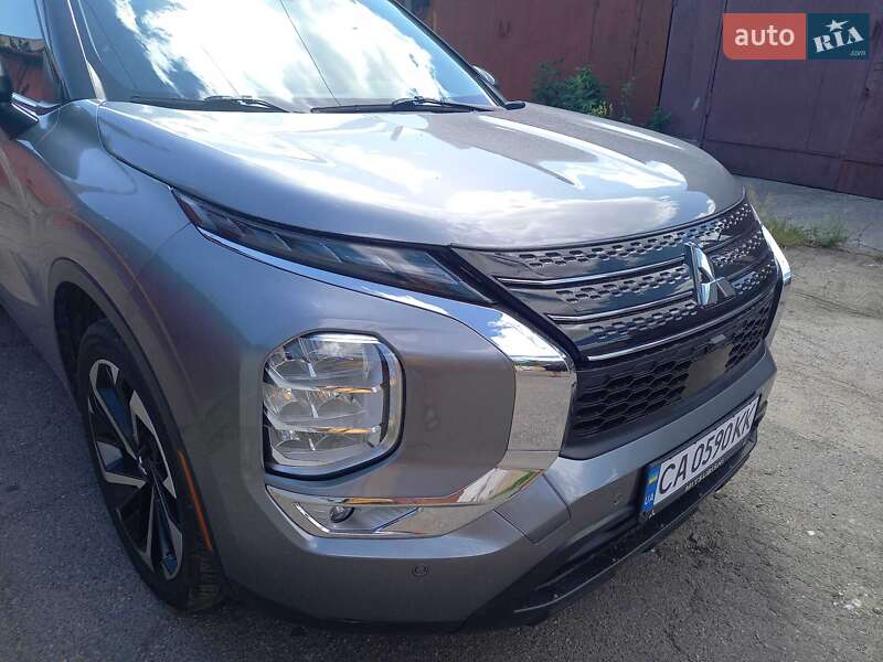 Внедорожник / Кроссовер Mitsubishi Outlander 2021 в Черкассах фото 4 Внедорожник / Кроссовер Mitsubishi Outlander 2021 в Черкассах