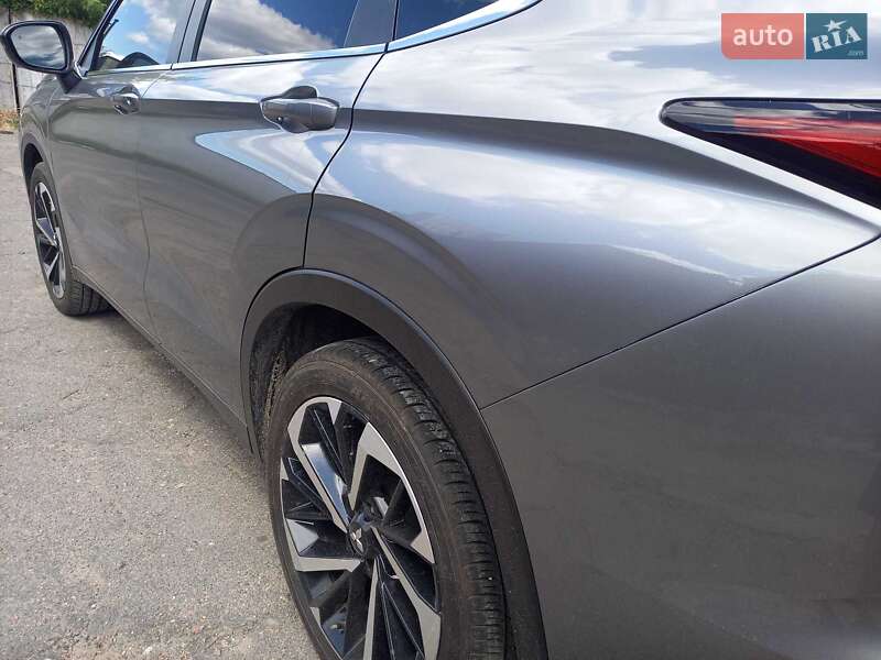 Внедорожник / Кроссовер Mitsubishi Outlander 2021 в Черкассах фото 9 Внедорожник / Кроссовер Mitsubishi Outlander 2021 в Черкассах