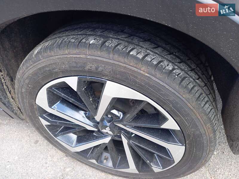Внедорожник / Кроссовер Mitsubishi Outlander 2021 в Черкассах фото 13 Внедорожник / Кроссовер Mitsubishi Outlander 2021 в Черкассах