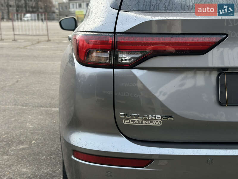 Позашляховик / Кросовер Mitsubishi Outlander 2023 в Харкові фото 9 Позашляховик / Кросовер Mitsubishi Outlander 2023 в Харкові