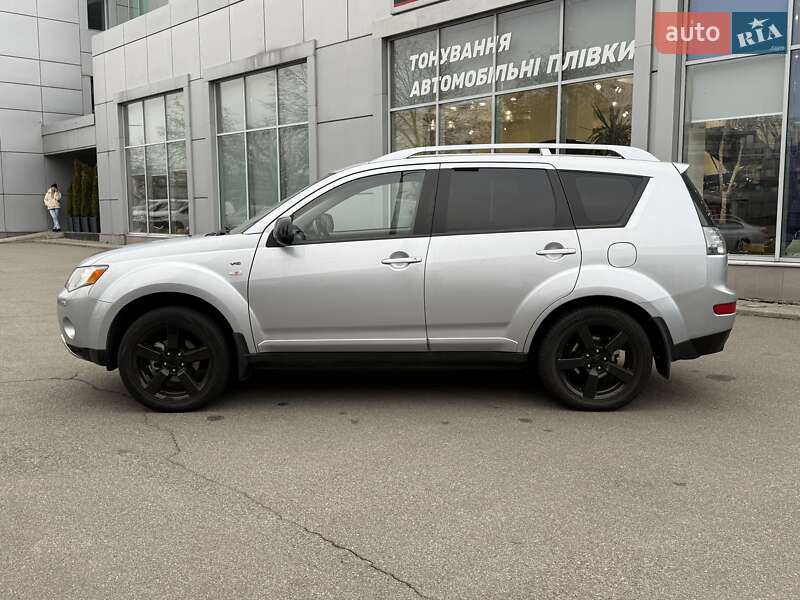 Внедорожник / Кроссовер Mitsubishi Outlander 2007 в Киеве фото 4 Внедорожник / Кроссовер Mitsubishi Outlander 2007 в Киеве