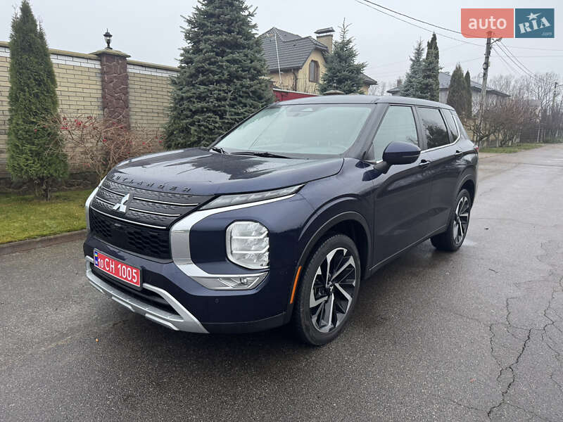 AUTO.RIA – Митсубиси Аутлендер 2022 года в Украине - купить