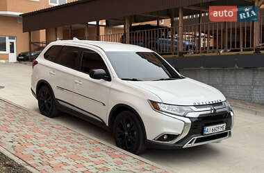 Внедорожник / Кроссовер Mitsubishi Outlander 2019 в Белой Церкви