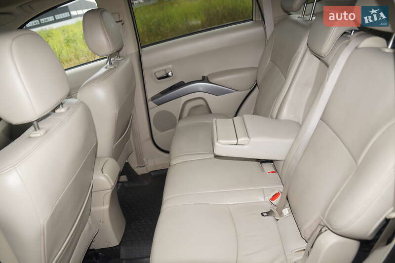 Внедорожник / Кроссовер Mitsubishi Outlander 2008 в Броварах фото 38 Внедорожник / Кроссовер Mitsubishi Outlander 2008 в Броварах