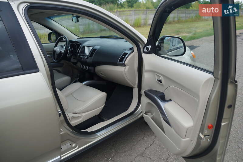 Внедорожник / Кроссовер Mitsubishi Outlander 2008 в Броварах фото 46 Внедорожник / Кроссовер Mitsubishi Outlander 2008 в Броварах