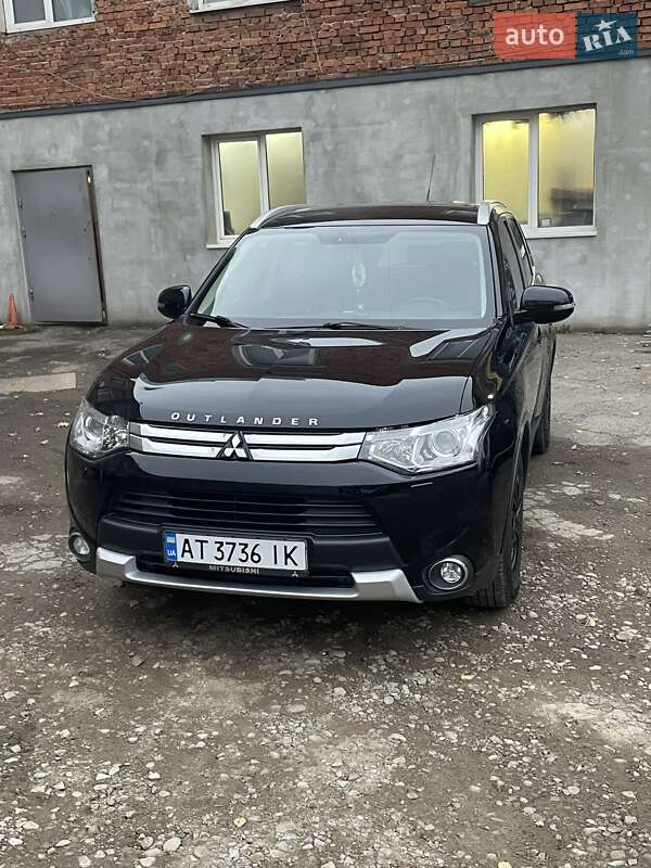 Mitsubishi Outlander 2014